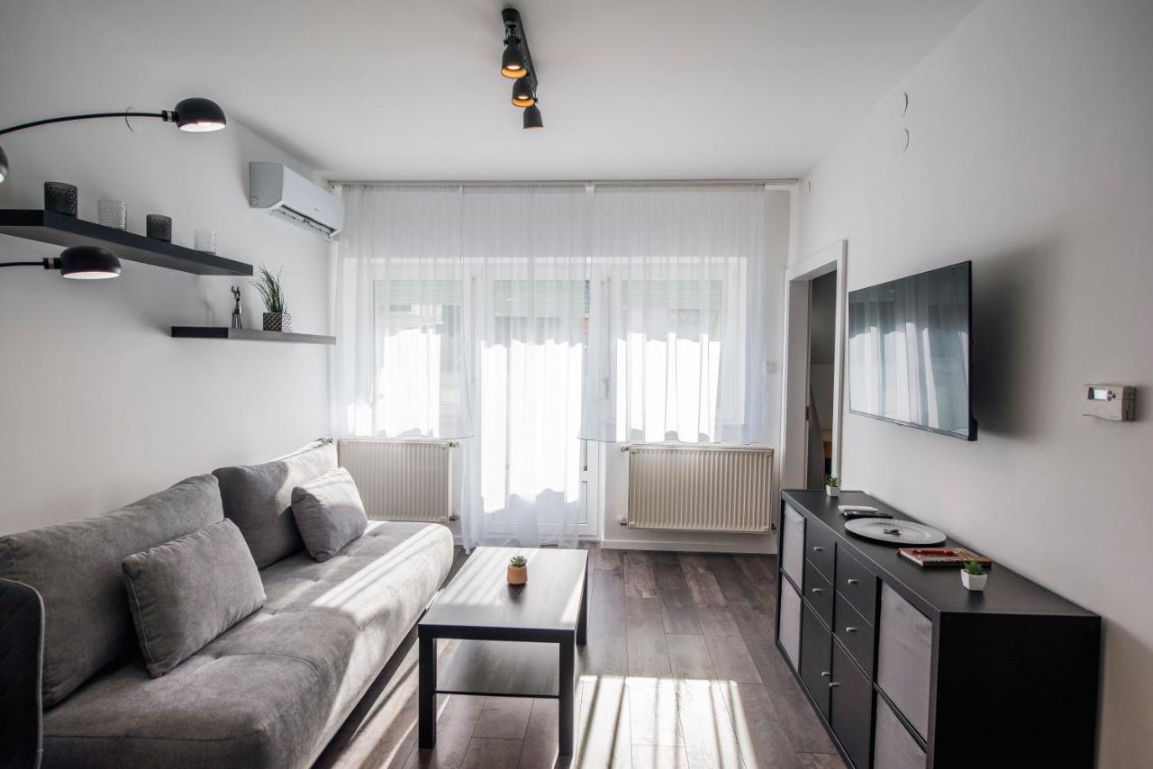 Apartmán Anavrin Apartman Free Parking Pětikostelí Exteriér fotografie